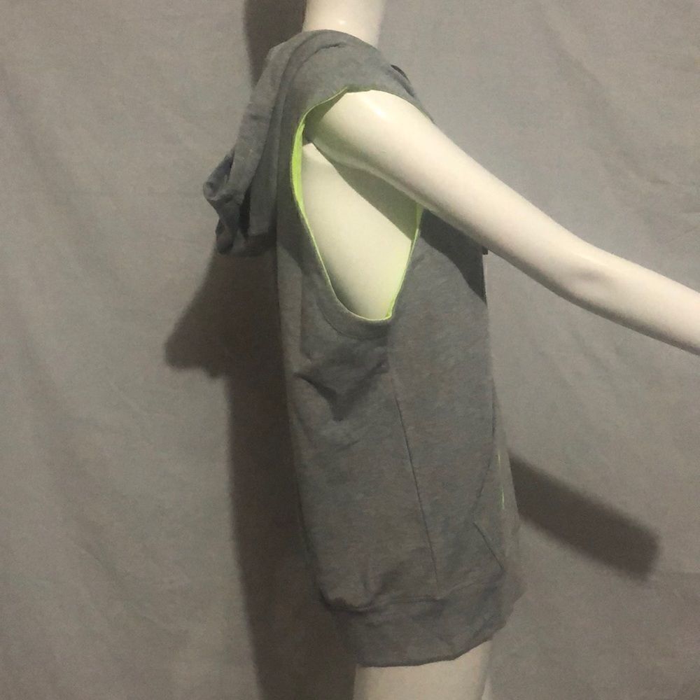 Fabletics Vest  - Picture 2 of 5